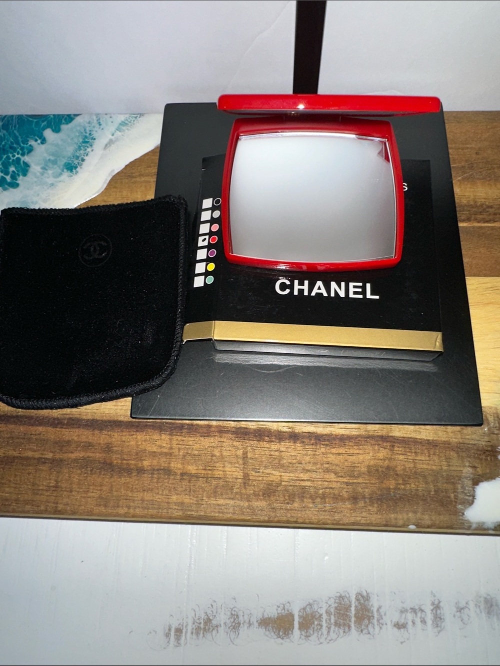 CHANEL Red Compact Mirror with Black Trim and Gold Accent - Picture 2 of 2
